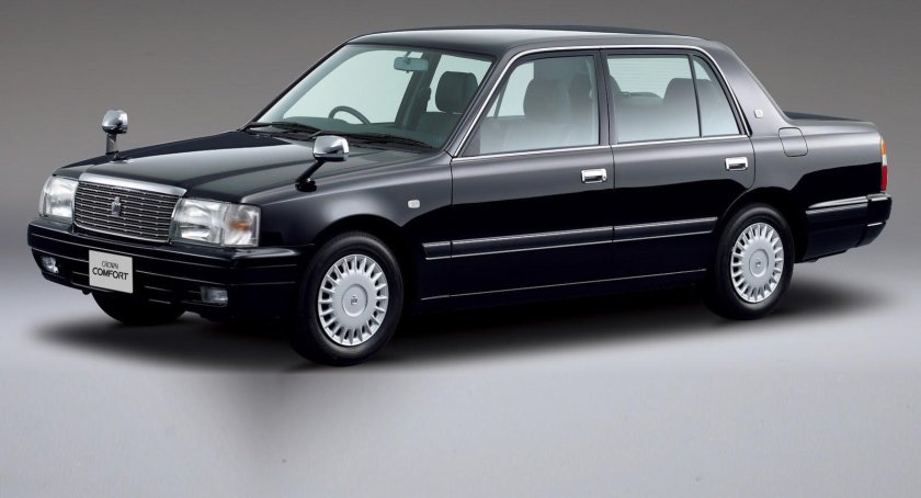 Тойота Кроун Классик