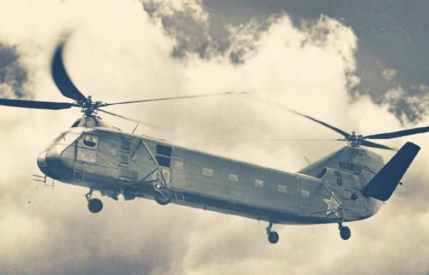 Двухвинтовой вертолёт ми-12