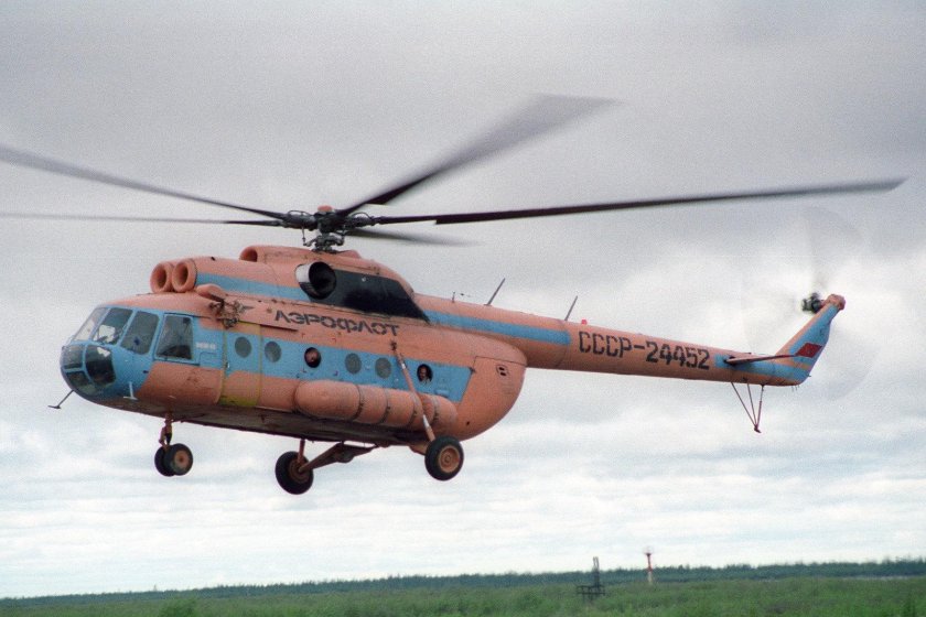 Ми-8 вертолёт
