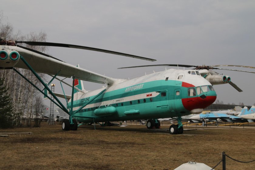 Ми-12 вертолёт