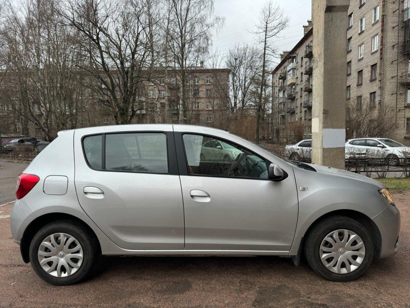 Рено сандеро ii