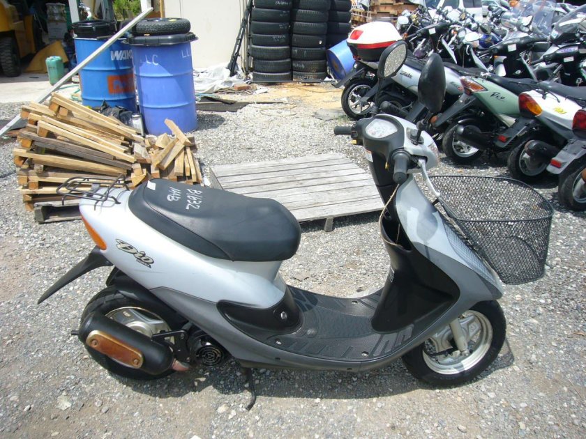 Скутер Honda Dio 50 кубов