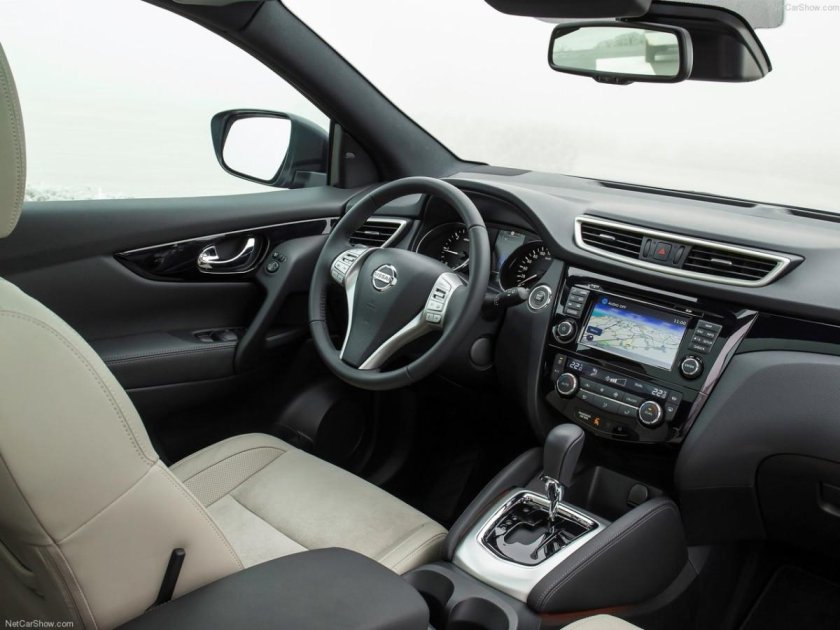 Nissan Qashqai 2014 салон