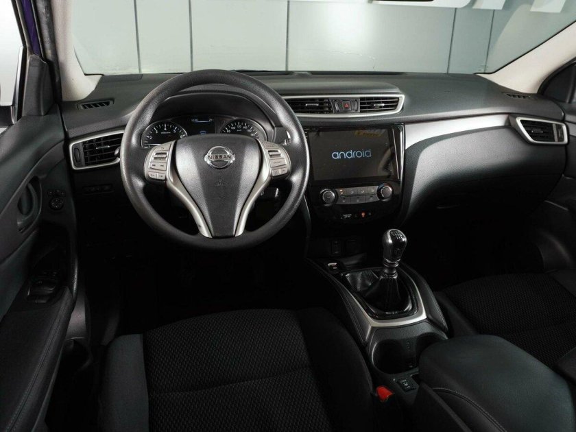 Nissan qashqai 2015