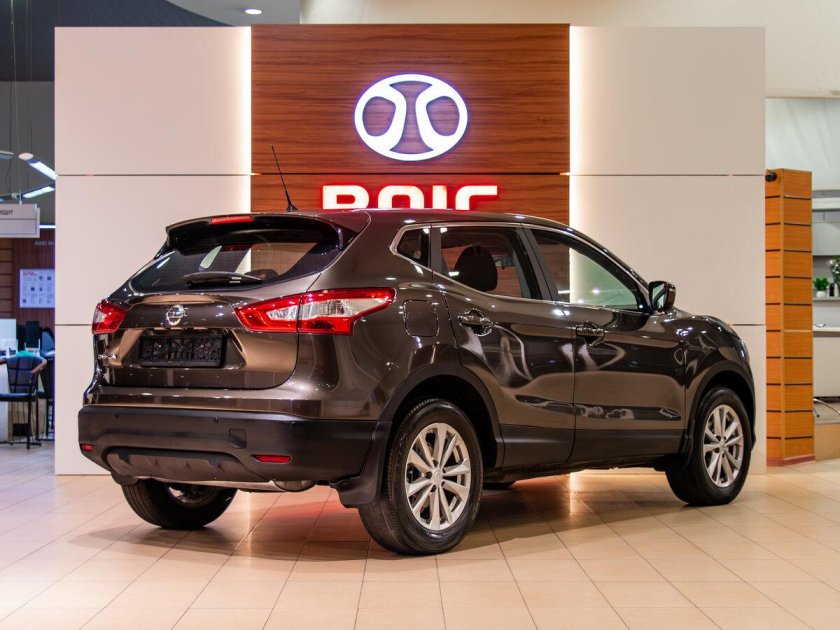 Nissan qashqai 2015