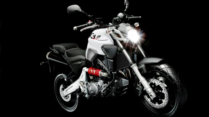 Yamaha MT-03 мотоцикл