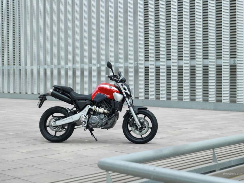 Yamaha 660 MT-03