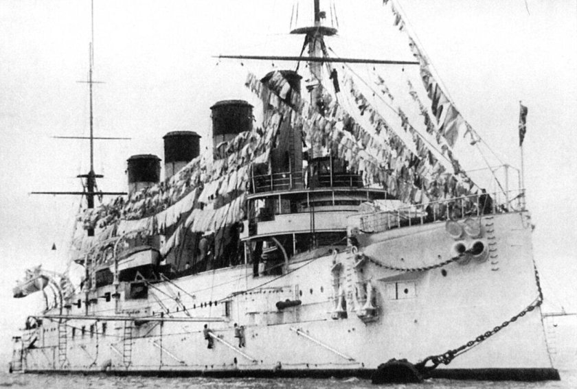 Баян крейсер 1900