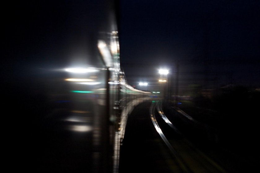 Вид из поезда ночью