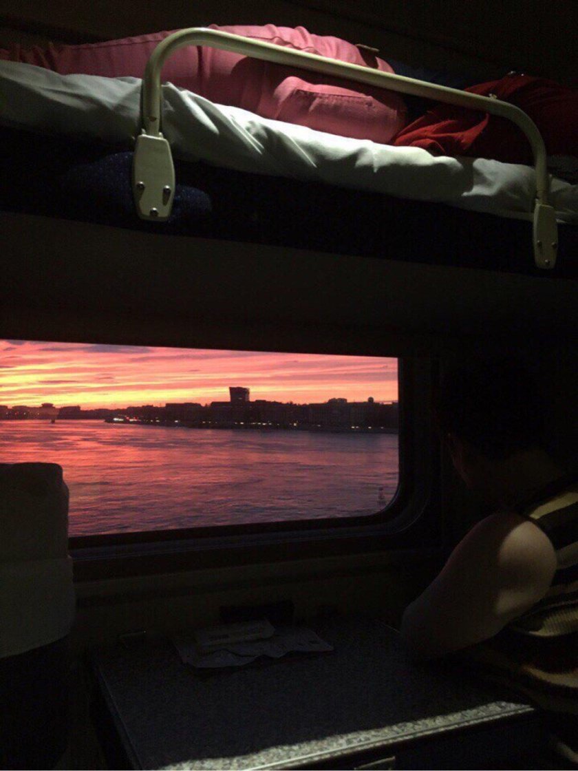 Окно поезда