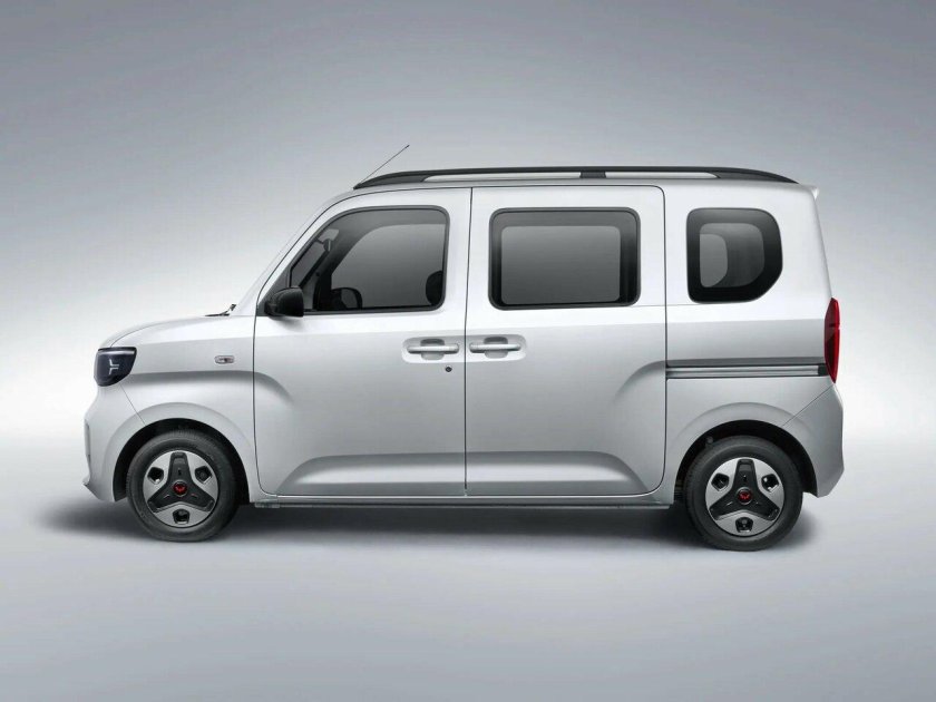 Электрический минивэн