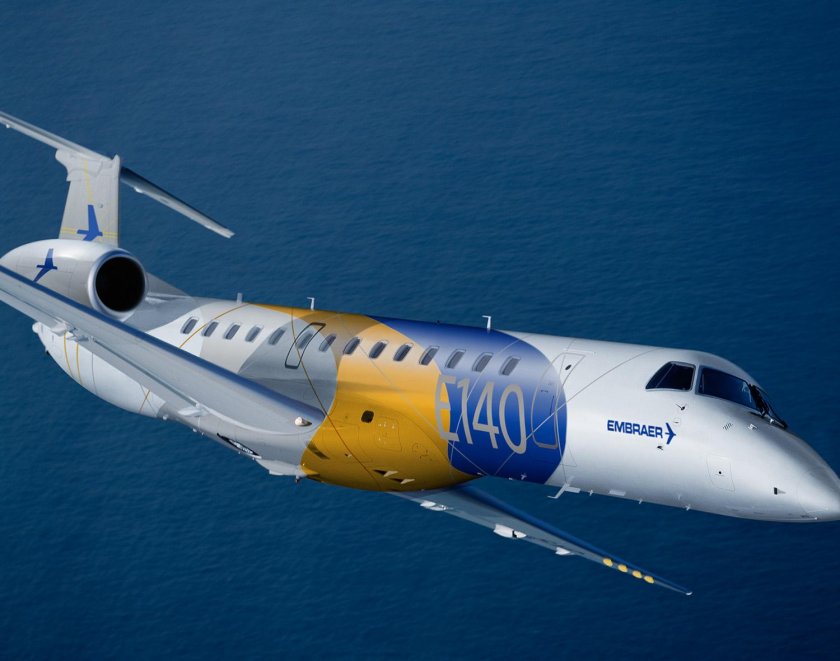 Бразильский самолет Эмбраер