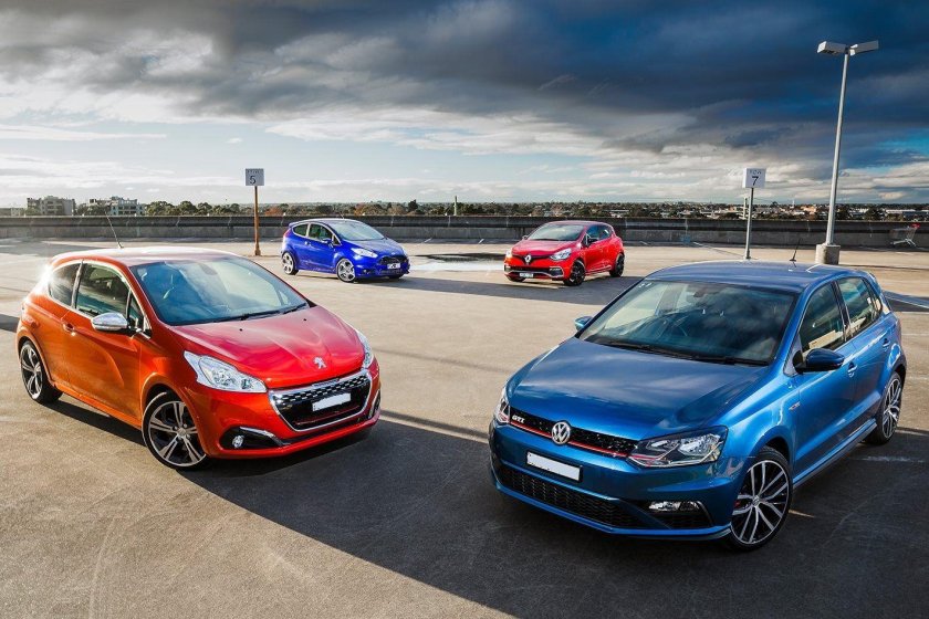 Поло Рено ф1