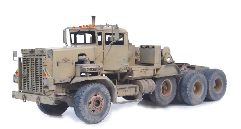 Тягач Ошкош м911