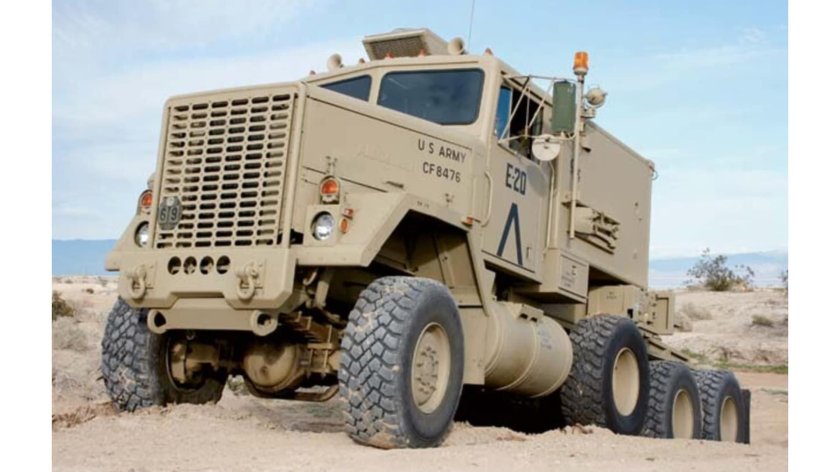 Армейский грузовик Ошкош