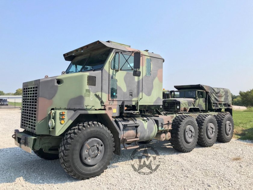 M1070 oshkosh тягач