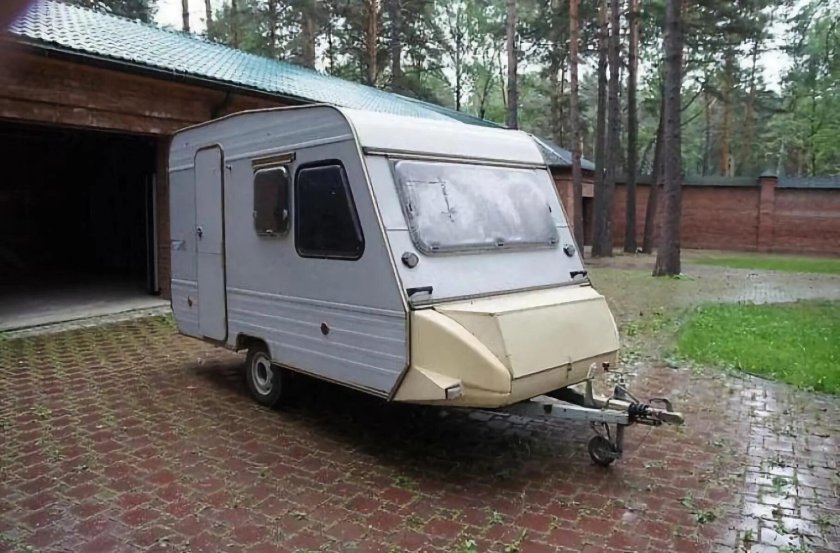 МАЗ 8132 прицеп дача