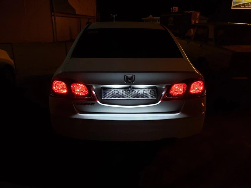 4 Габарита Civic 4d