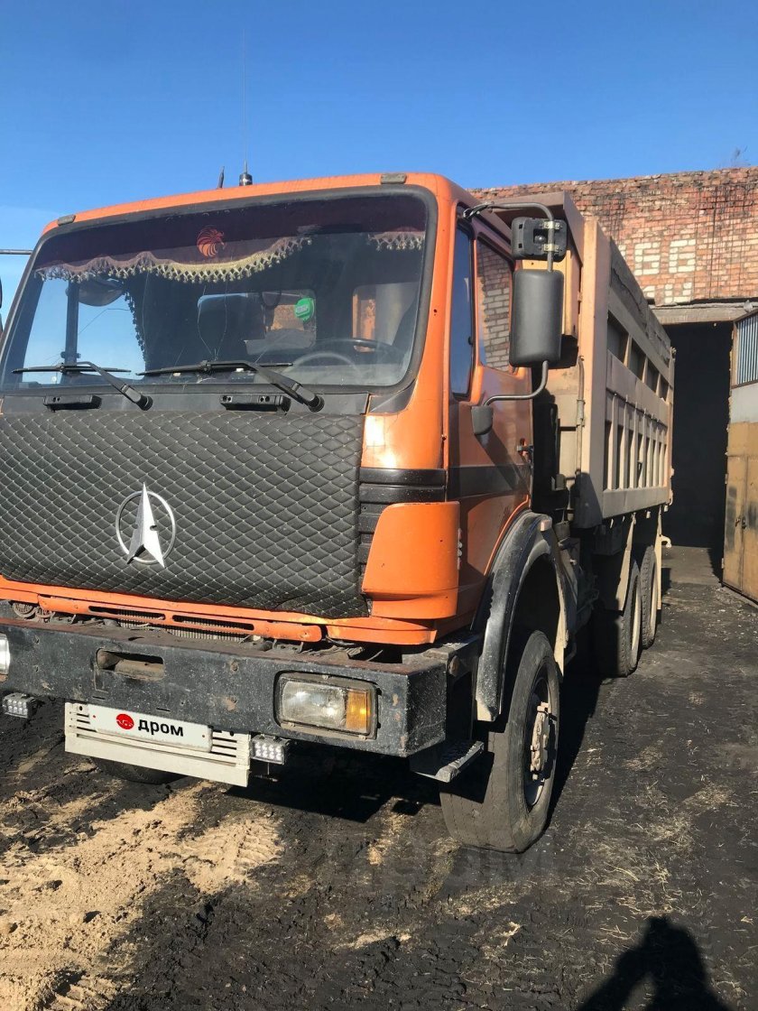 Китайский самосвал beifang benchi