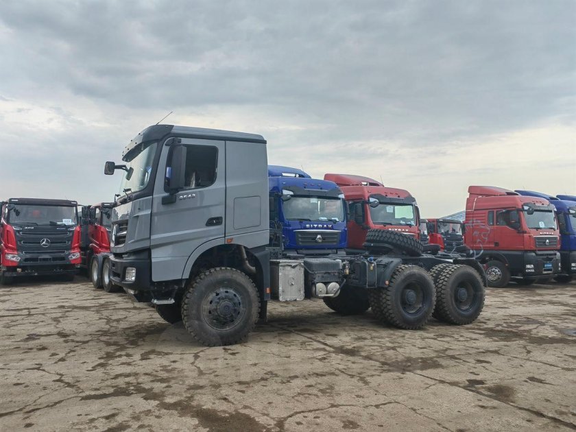 Седельный тягач shacman sx42586v385