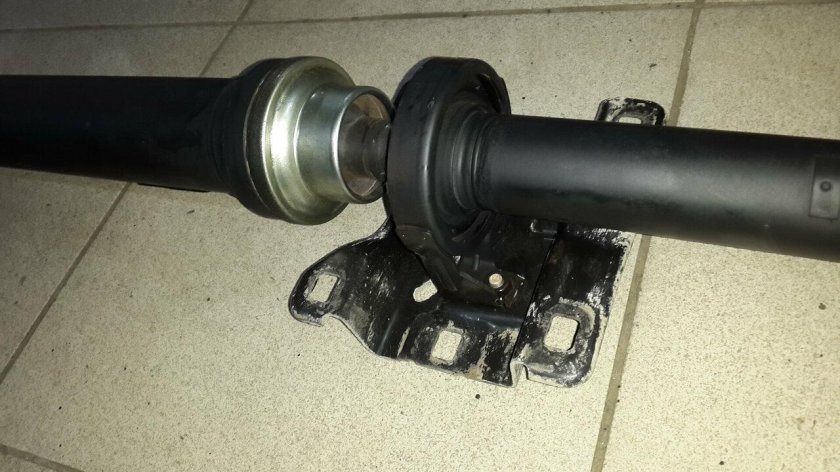 Кардан задний Туарег 2.5 дизель