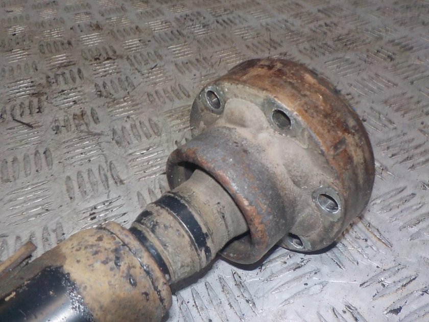 Карданный вал Туарег