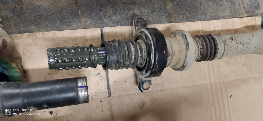 Пыльник карданного вала на Фольксваген Туарег