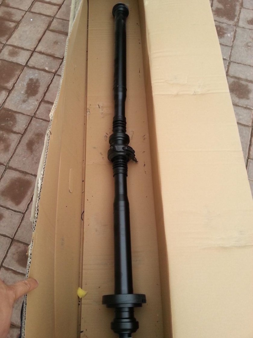 Кардан задний Туарег 3.0 дизель