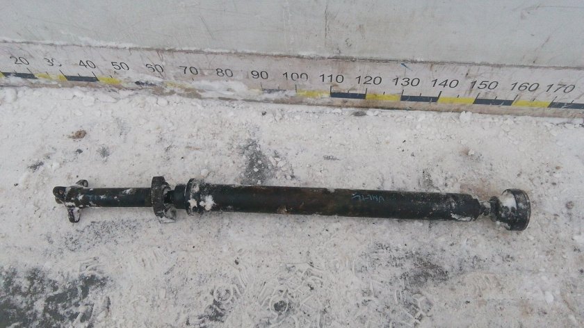 Карданный вал Туарег 2.5 дизель