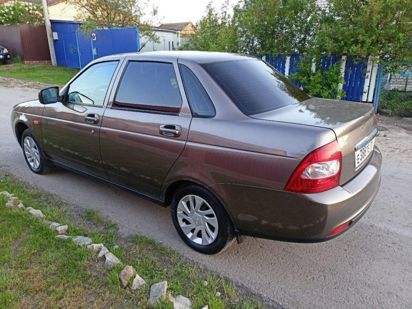 Лада приора 2017