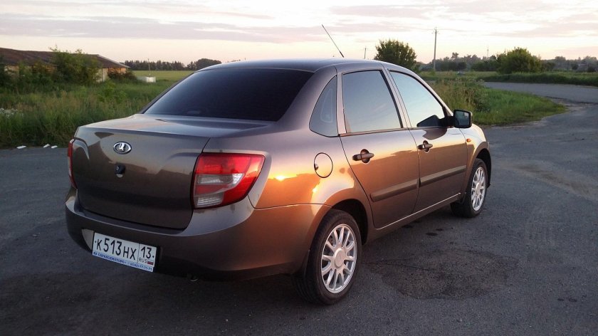 Лада Гранта седан кориандр