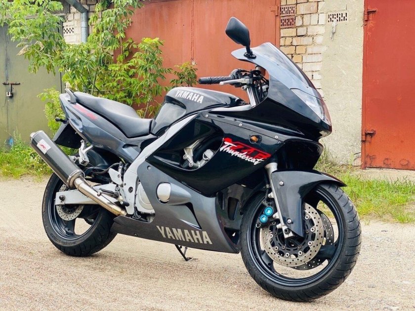 Кавасаки ZZR 250