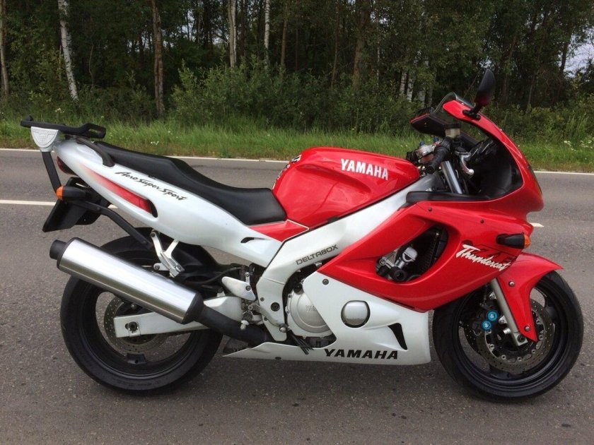 Yamaha yzf600r