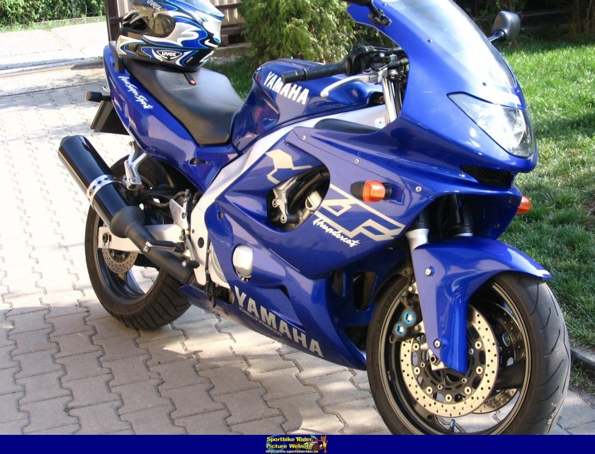 Yamaha yzf600r