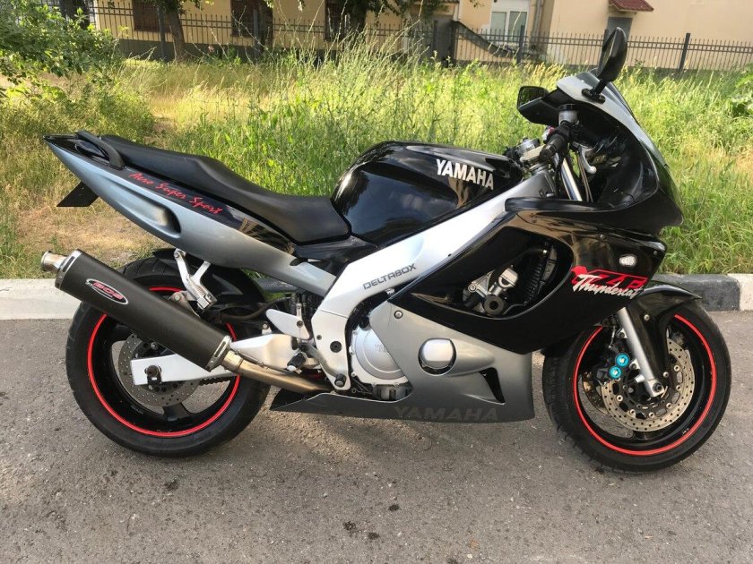 Yamaha yzf600r