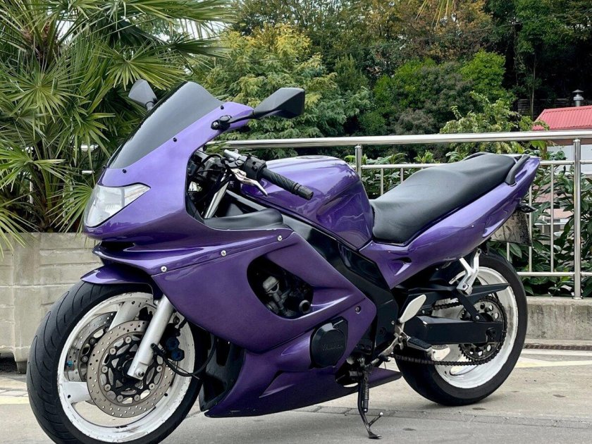 Yamaha yzf 600 r thundercat
