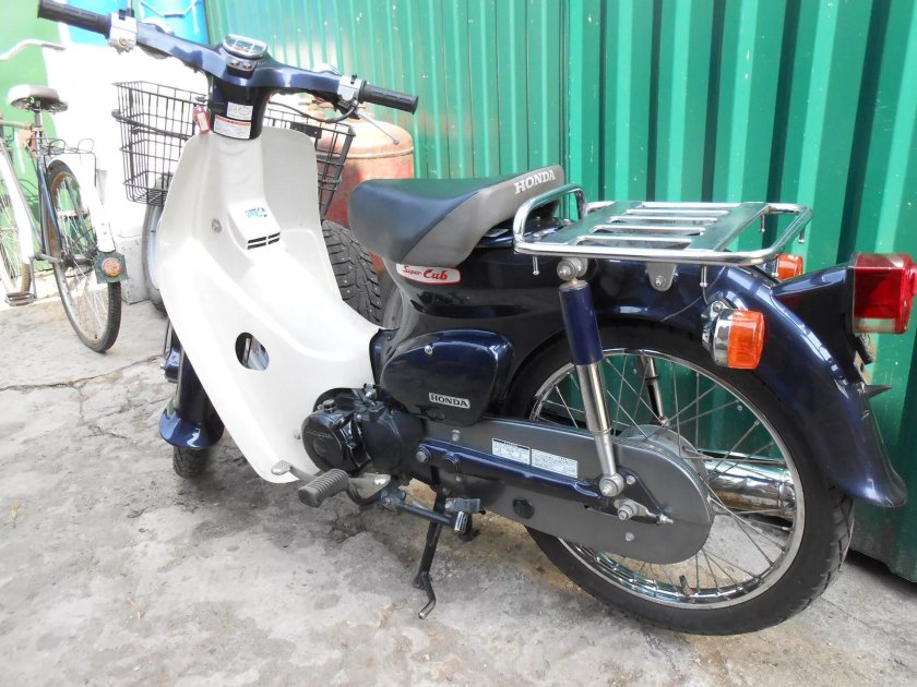 Honda super Cub aa04