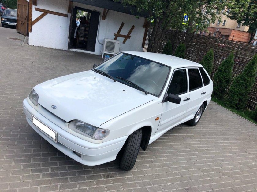 ВАЗ 2114 белая