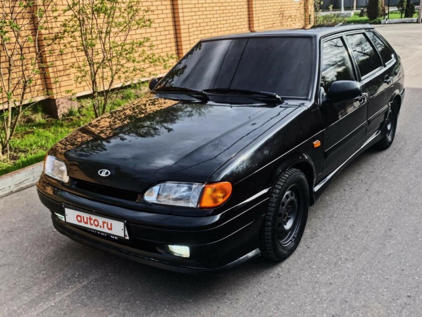 ВАЗ 2114 черная