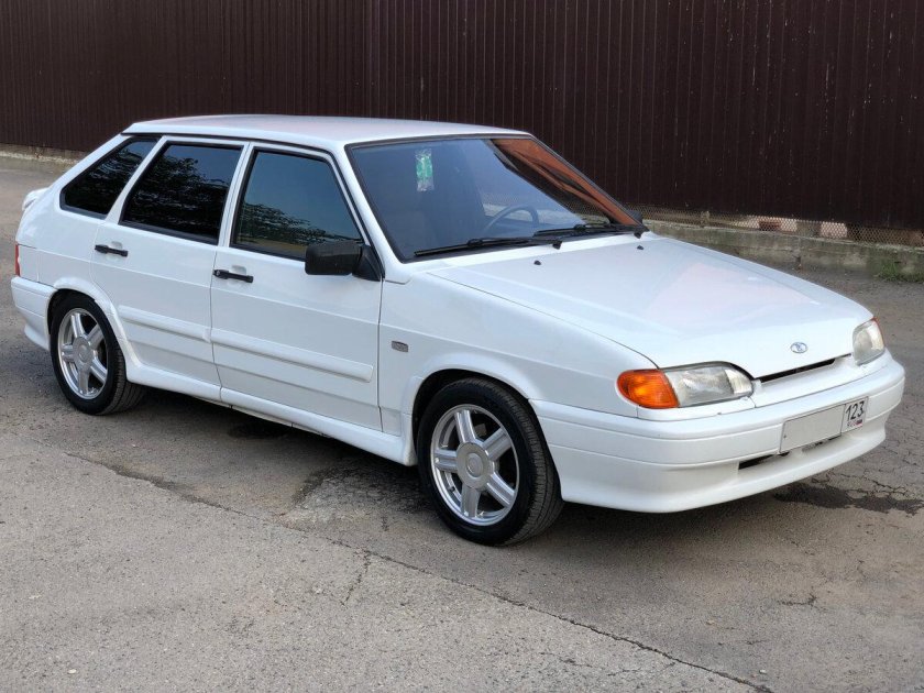 ВАЗ 2114 Lada Samara