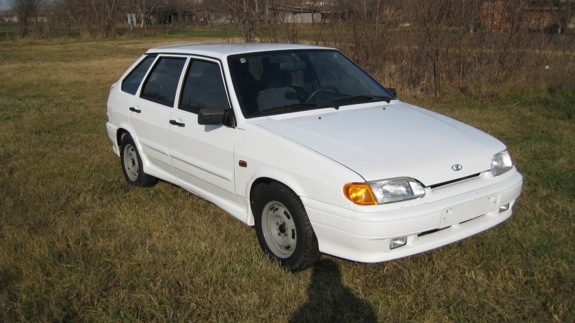 ВАЗ 2114 белая новая