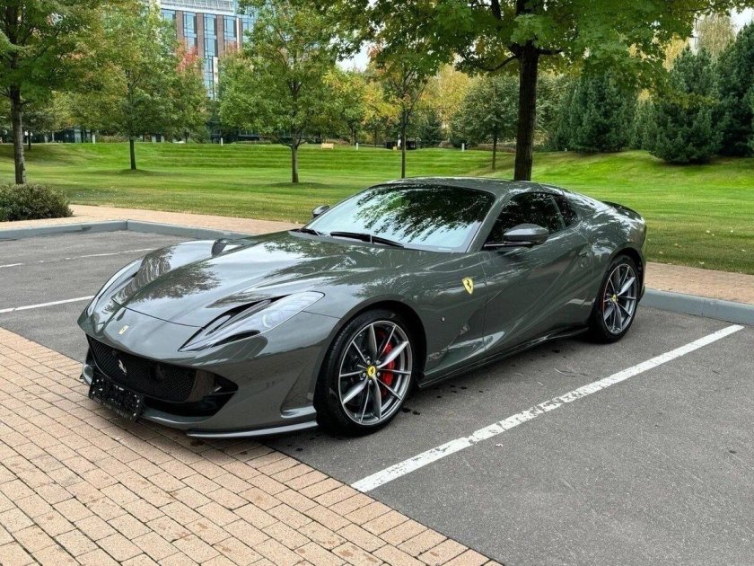 Серая феррари