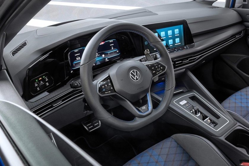 Фольксваген Golf r 2022