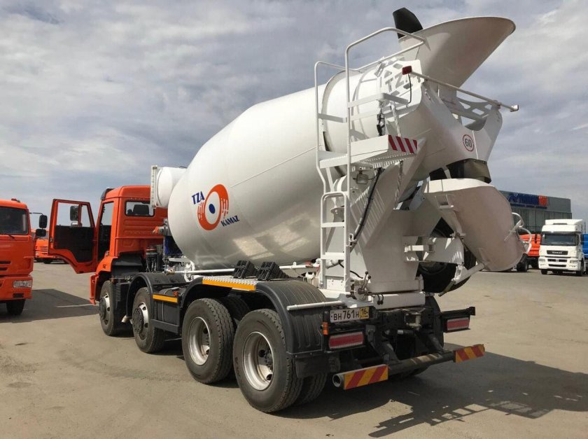 Автобетоносмеситель 5814y9