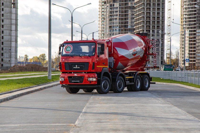 МАЗ миксер 10 кубов