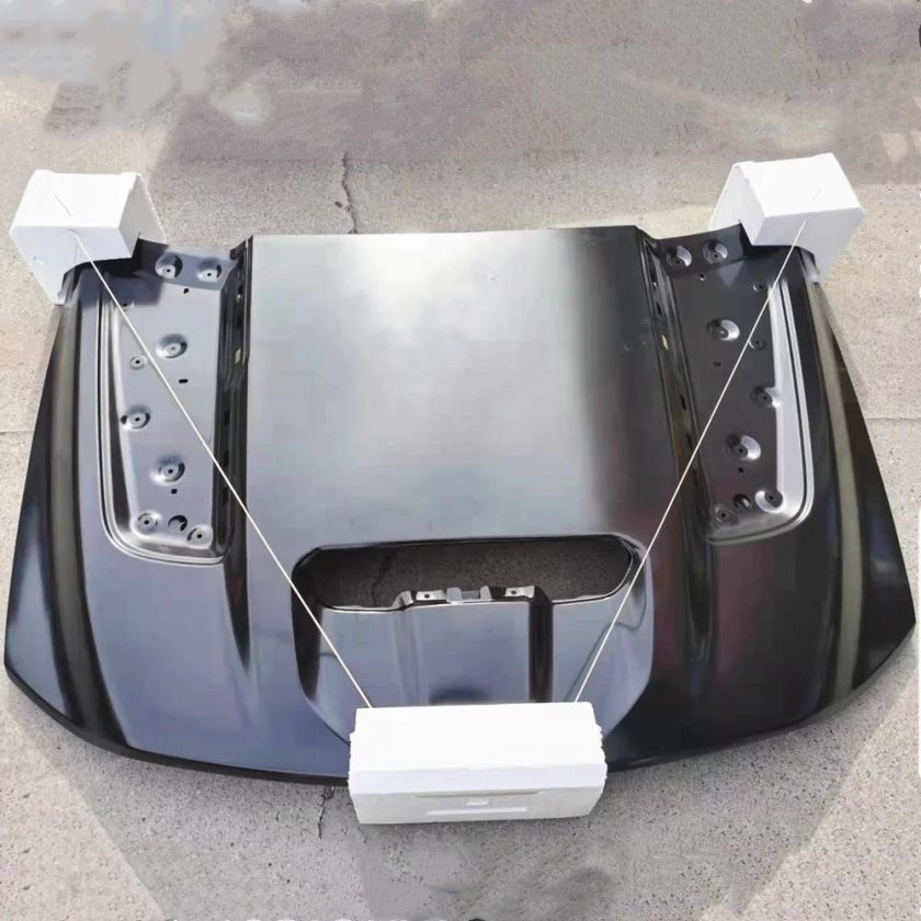 Воздухозаборник на капот dodge Caliber