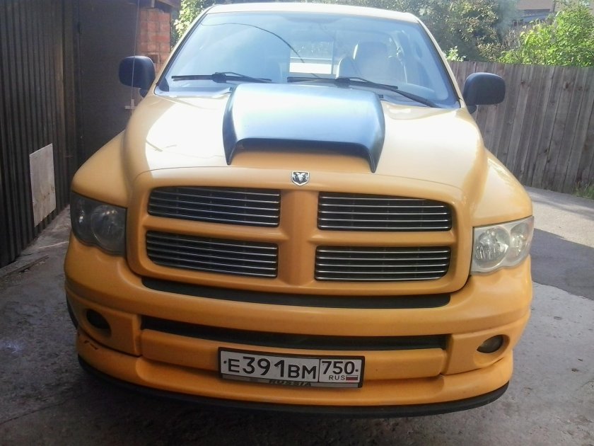 Капот Додж рам