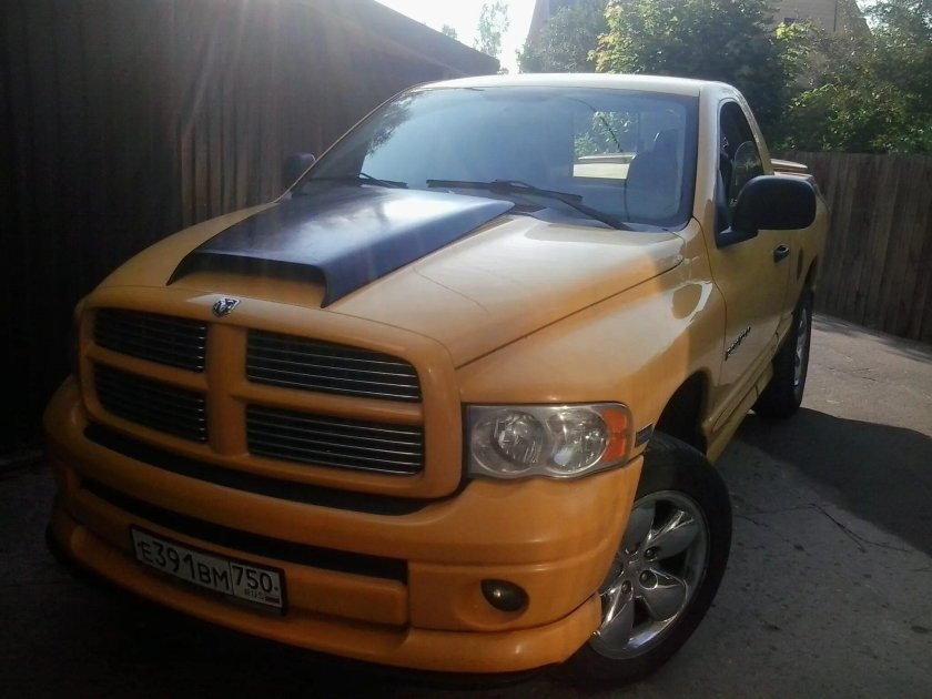 Капот dodge Ram