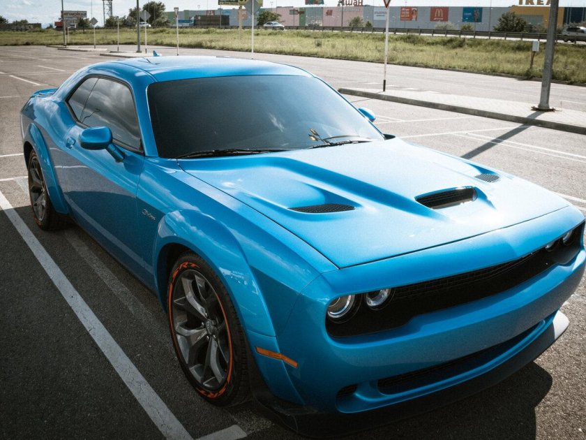 Капот Hellcat dodge Challenger