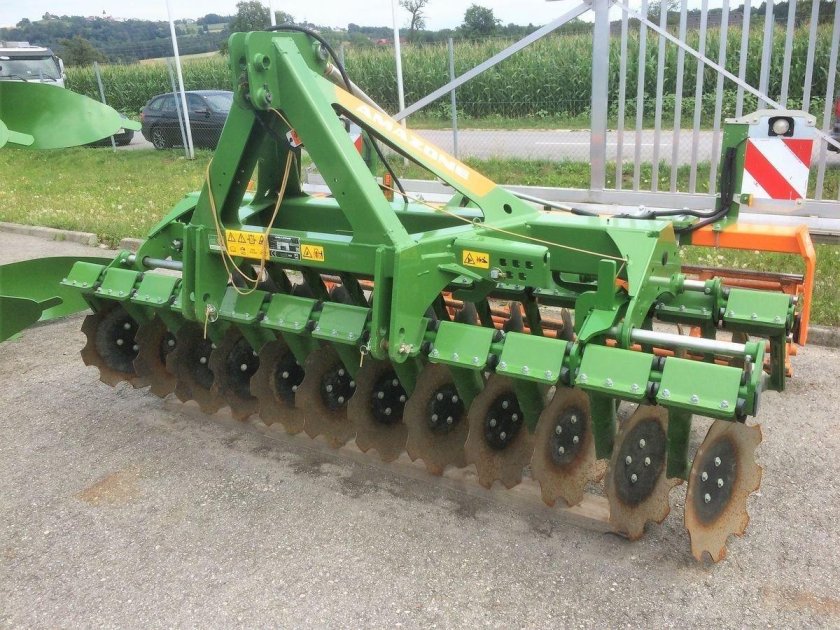 Дисковая борона Amazone catros